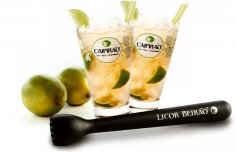 Caipirão Cocktail with Liqueur