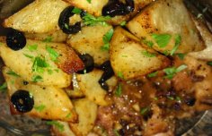 Yum Roasted Potatoes with Olives