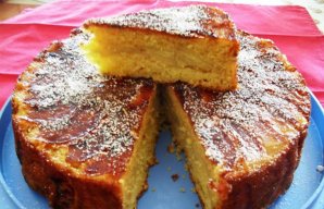 Very Tasty Apple Cake (Bolo de Maçã)