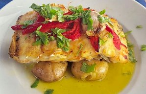 Delicious Baked Cod with Bell Peppers