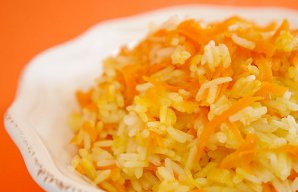 Simple Carrot Rice (Arroz de Cenoura)