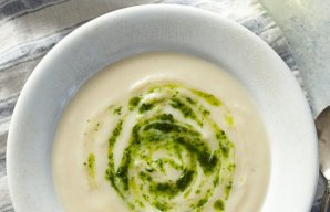 Creamy Cauliflower Soup (Sopa de Couve-Flor) 