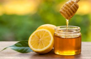 Homemade Honey and Lemon Cough Syrup