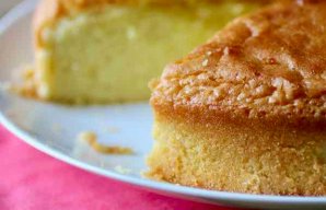 Popular and Airy Sponge Cake