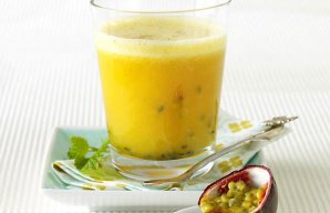 Passion Fruit Cocktail (Coquetel de Maracujá)