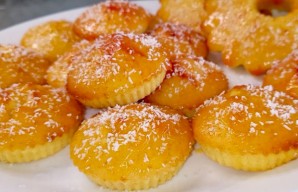 Moist Orange Cupcakes (Queques de Laranja)