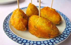 Grandma’s Delicious Cod Fritters