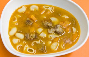 Veal and Pasta Soup (Sopa de Vitela)