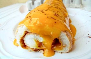 Cinnamon and Egg Cream Roll