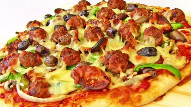 Delicious Chouriço Sausage Pizza