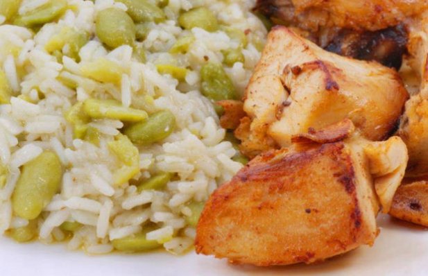 Fava Beans Rice with Fried Chicken