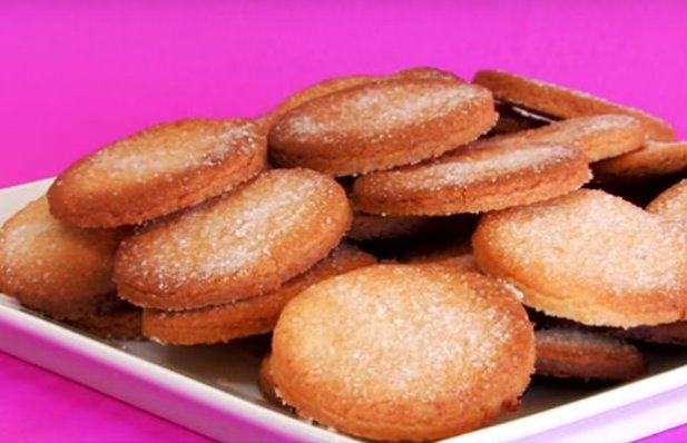 Delicious and Crispy Lemon Butter Cookies