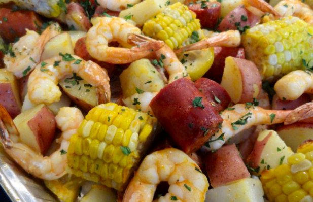 Easy Sheet Pan Shrimp Boil