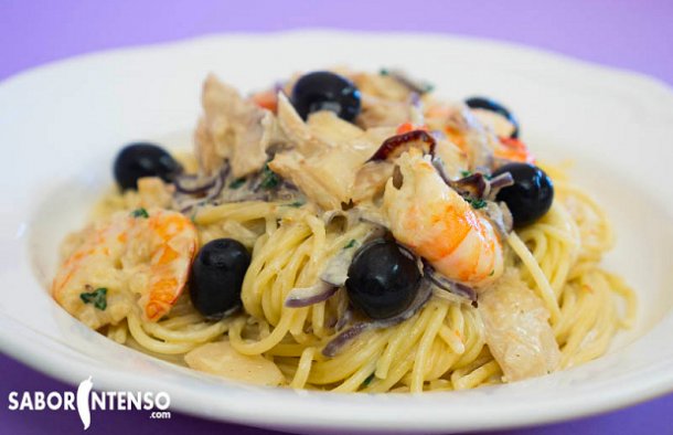 Portuguese-Style Cod Spaghetti with Cream