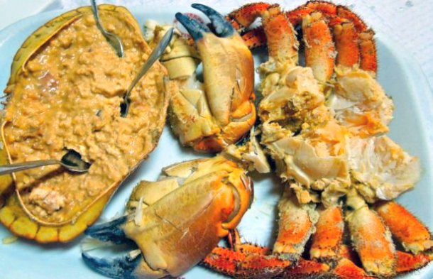 Stuffed Crab (Sapateira Recheada)