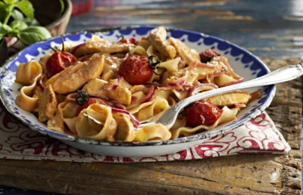 Portuguese-Style Piri Piri Chicken Pasta