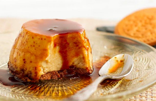 Delicious Flan with Maria Biscuits