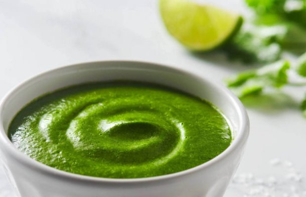 Flavorful Portuguese-Style Coriander Sauce