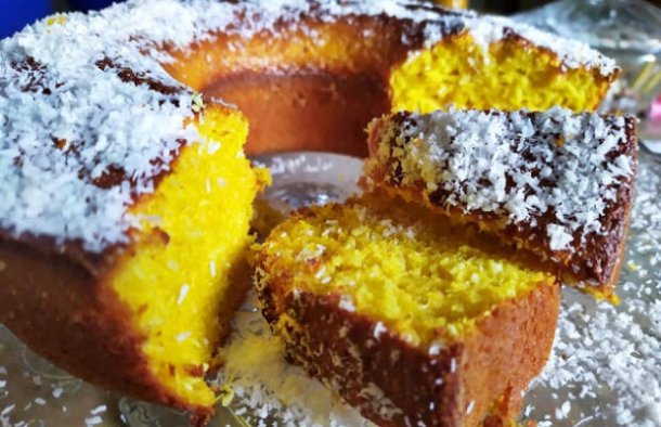 Delicious and Easy Orange and Coconut Cake