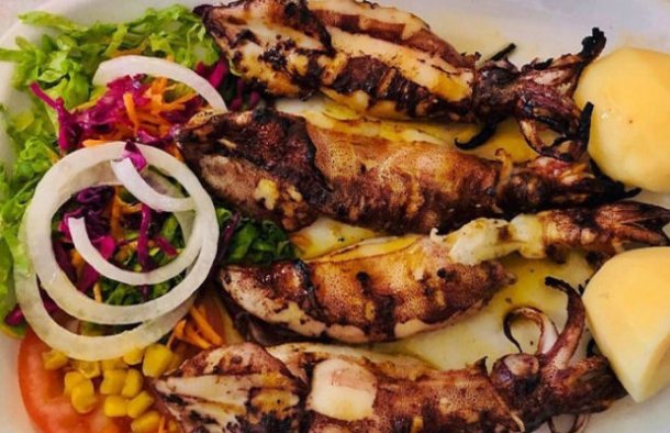 Grilled Squid with Butter Sauce