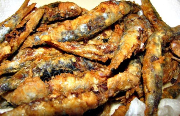 Paula's Crispy Fried Sardines