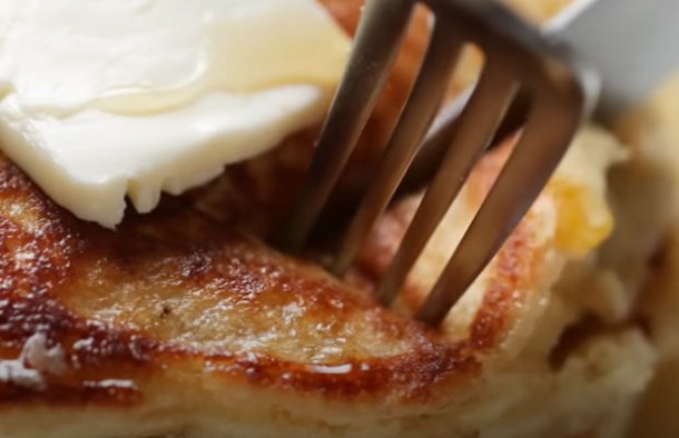 Simple and Quick Light and Delicious Pancakes