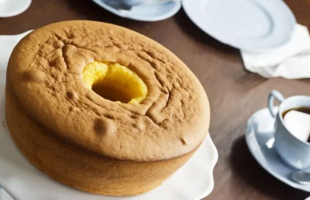 Delicious Honey Sponge Cake